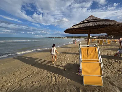 Stabiliment Balneare con Ristorante e Pizzeria Le Canarie — foto 4