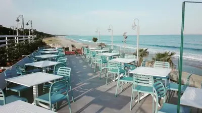 Faro Blu - Ristorante di Pesce - Cocktail Bar- Pizzeria napoletana-Stabilimento balneare — sellia marina, Calabria