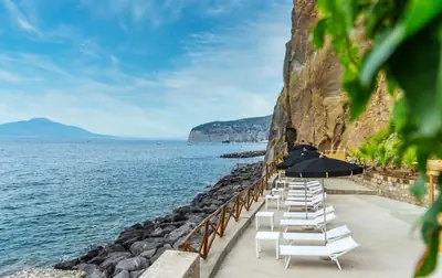 Lorelei beach club — sorrento, Campania
