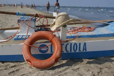 Bagno Ristorante Lucciola — marina di ravenna, Emilia-Romagna