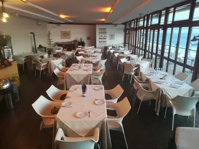 Cinque Beach Bar Restaurant — moneglia, Liguria