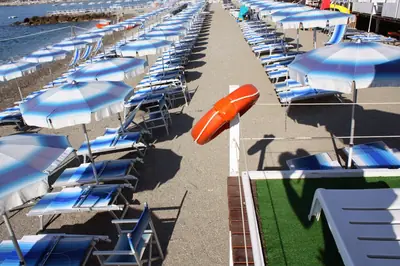 Ristorante Spiaggia Bar Bagni Nettuno — varazze, Liguria