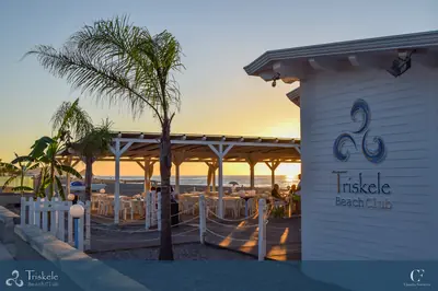 Triskele Beach Club — brolo, Sicilia